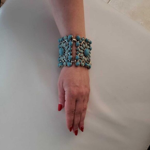 TURQUOISE-TONED AND SILVER-COLORED BRACELET - Picture 3 of 4